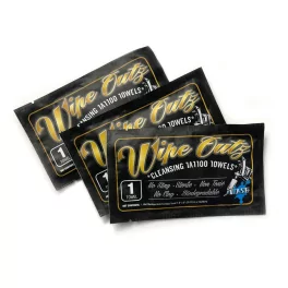 WIPE OUTZ Очищающий уход после тату 1шт.