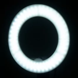 LED gredzenu lampa 10" 8W ar turētāju tālrunim
