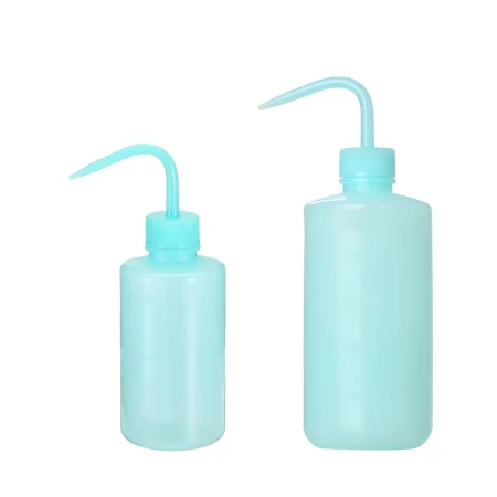 Black Plastic Wash Bottle (500ml)