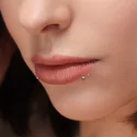 Tитановая Cерьга Ball Top With Labret Tитановая Cерьга Ball Top With Labret