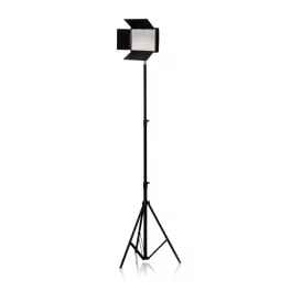 LED800 Панельная лампа со штативом