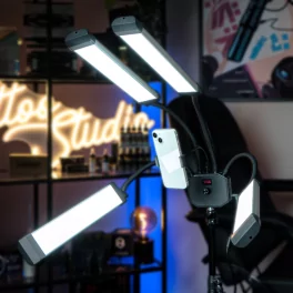 Lampa 4 LIGHT ar Statīvu